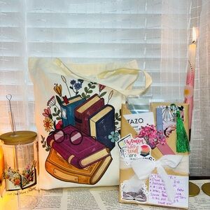 Blind date with a book 📖 Thriller